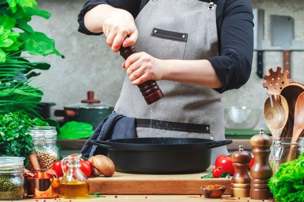 What You Should Know When Buying Cookware for a Healthy Lifestyle